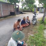 Edukasi Ketahanan Pangan: Langkah Proaktif Bhabinkamtibmas Kuripan Timur