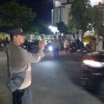 Polsek Labuapi Atur Lalu Lintas, Ibadah Ramadan Makin Nyaman