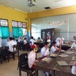 Polsek Labuapi Kawal Uji Coba Program Makan Bergizi Gratis di Lombok Barat