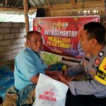 Polsek Labuapi Distribusikan Bantuan Gizi di Karang Bongkot
