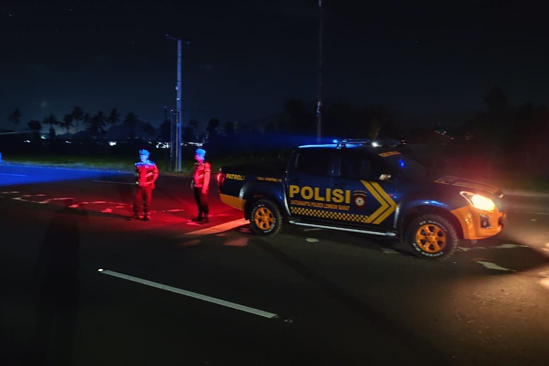 Warga Labuapi Kini Lebih Aman Berkat KEMOS 110 dan Patroli Rutin