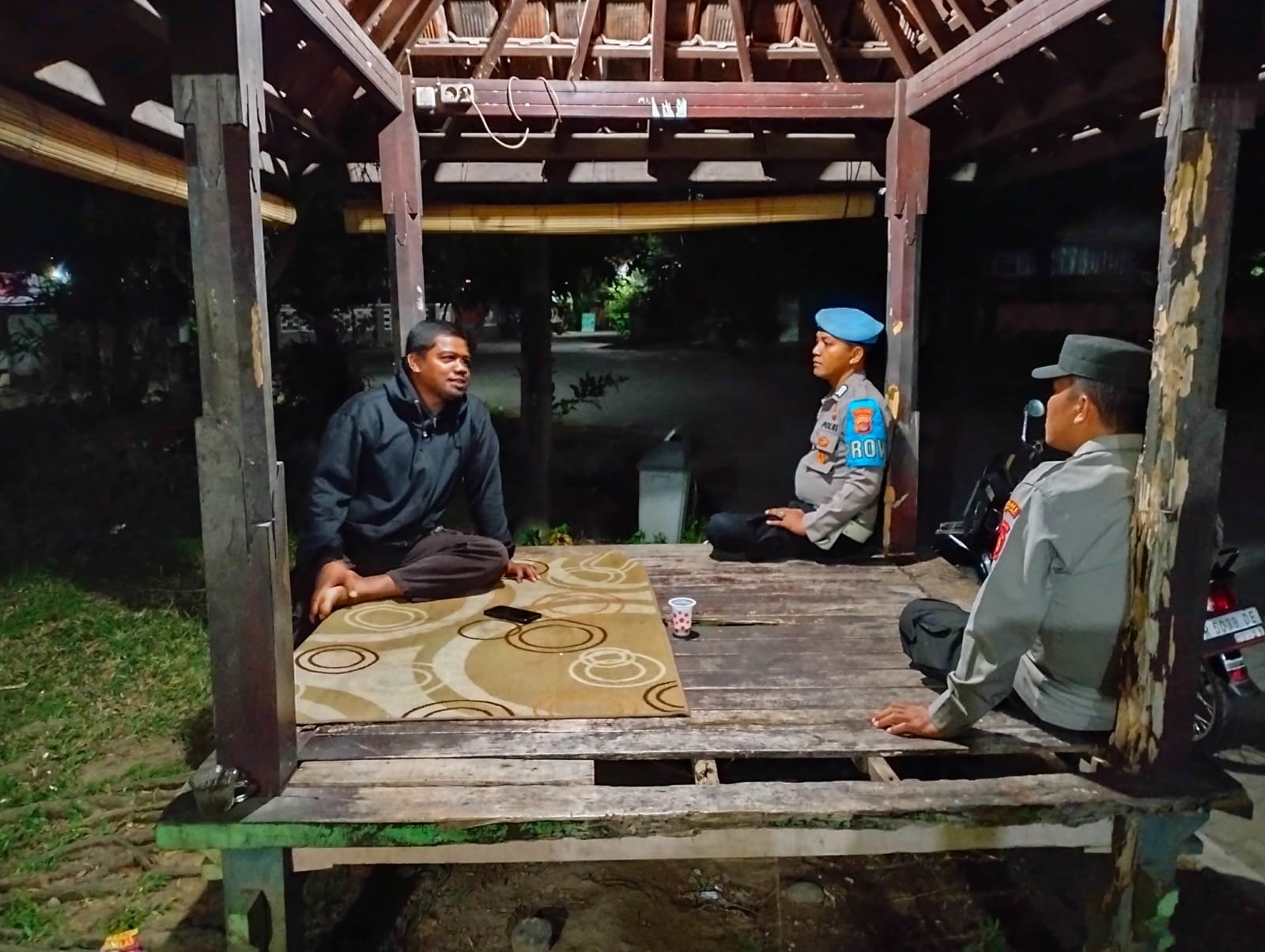 Kedekatan Polisi dan Masyarakat di Desa Rumak, Kunci Keamanan Berkelanjutan